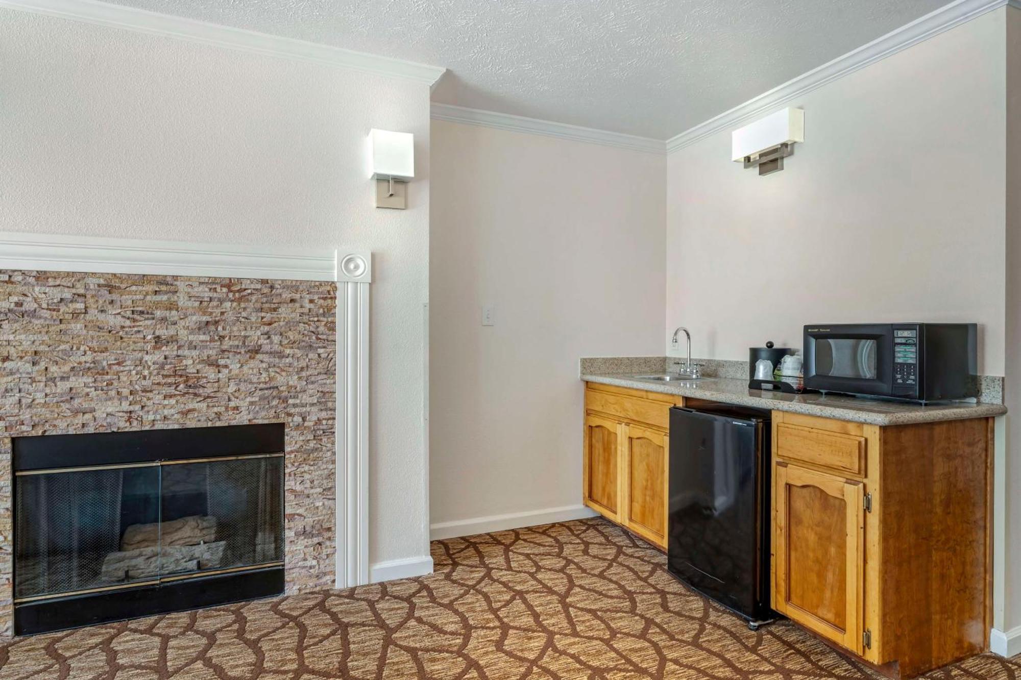 Best Western Salinas Monterey Экстерьер фото
