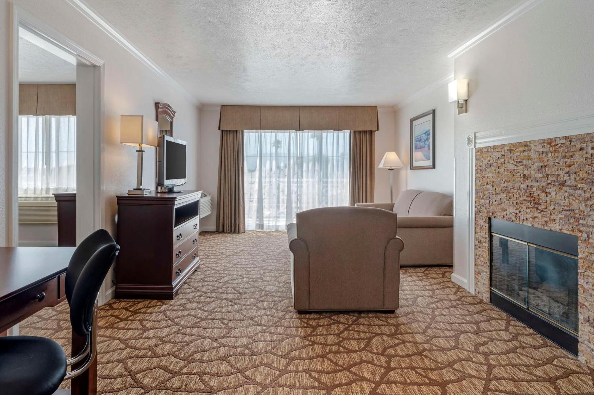 Best Western Salinas Monterey Экстерьер фото